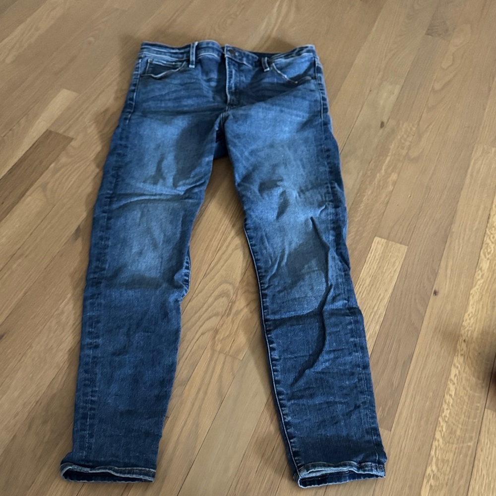 Abercrombie High Rise Super Skinny